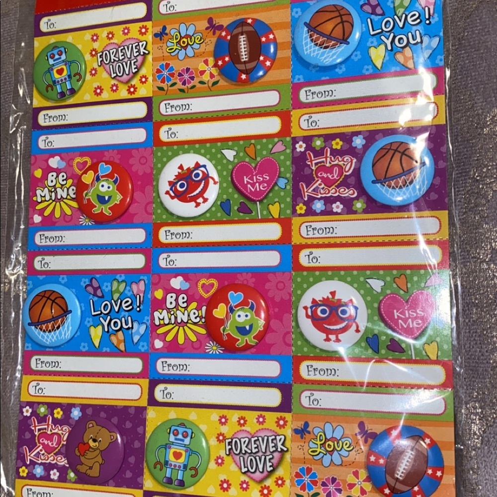 Button Giveaways - Picture 4 of 6